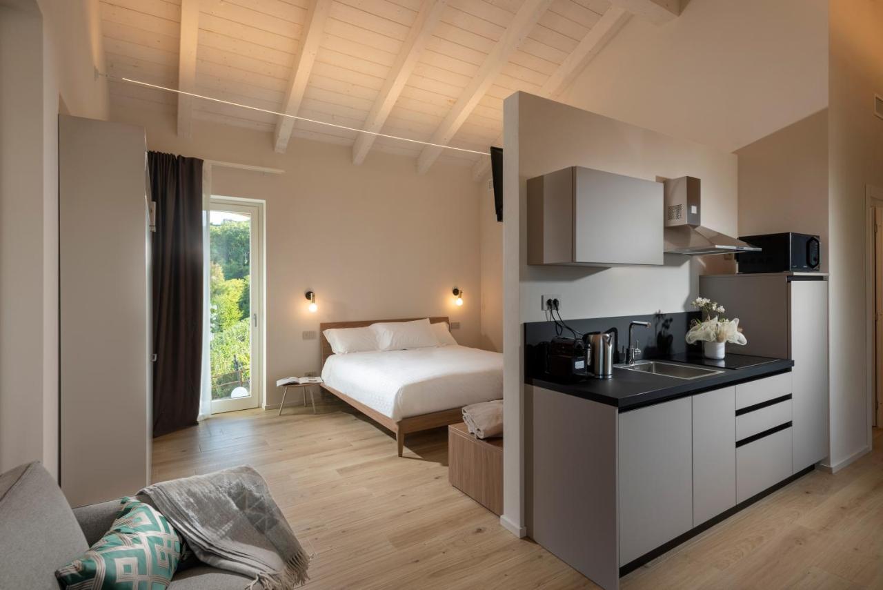 Borgo Roggeri - Country House Nelle Langhe Ла Мора Екстериор снимка